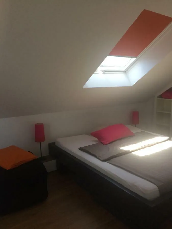 Apartment In Pempelfort - Central Dusseldorf