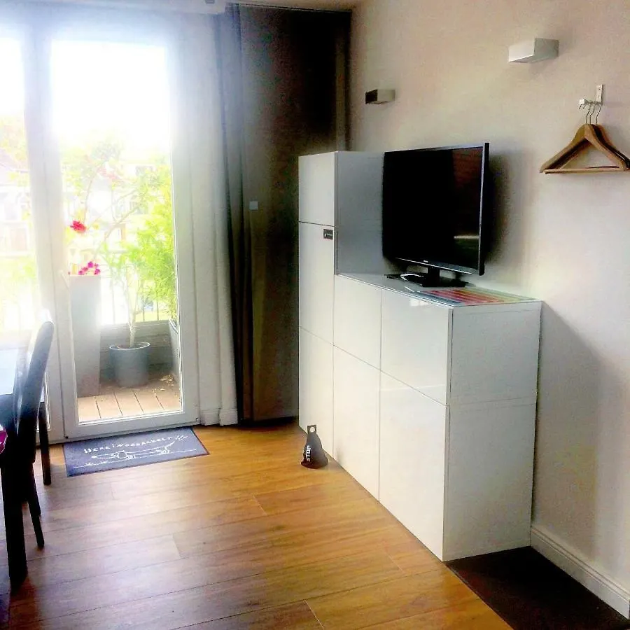 Apartment In Pempelfort - Central Dusseldorf 0*,  Germany