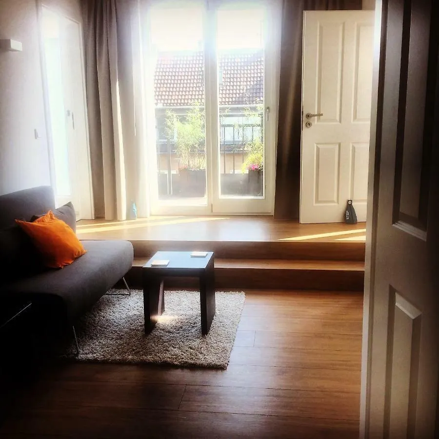 Apartment In Pempelfort - Central Dusseldorf