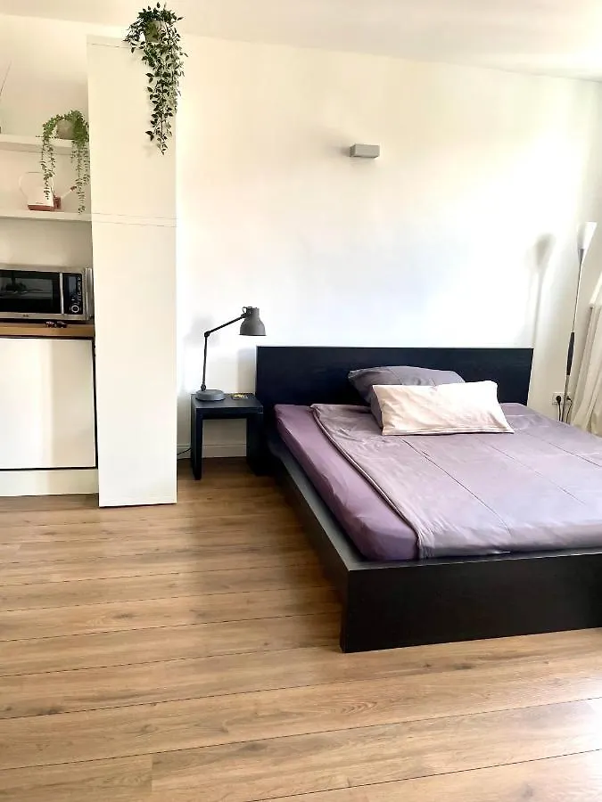 Apartment In Pempelfort - Central Düsseldorf 0*,