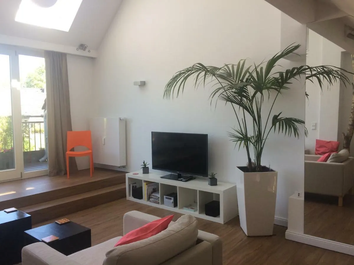 Apartment In Pempelfort - Central Düsseldorf